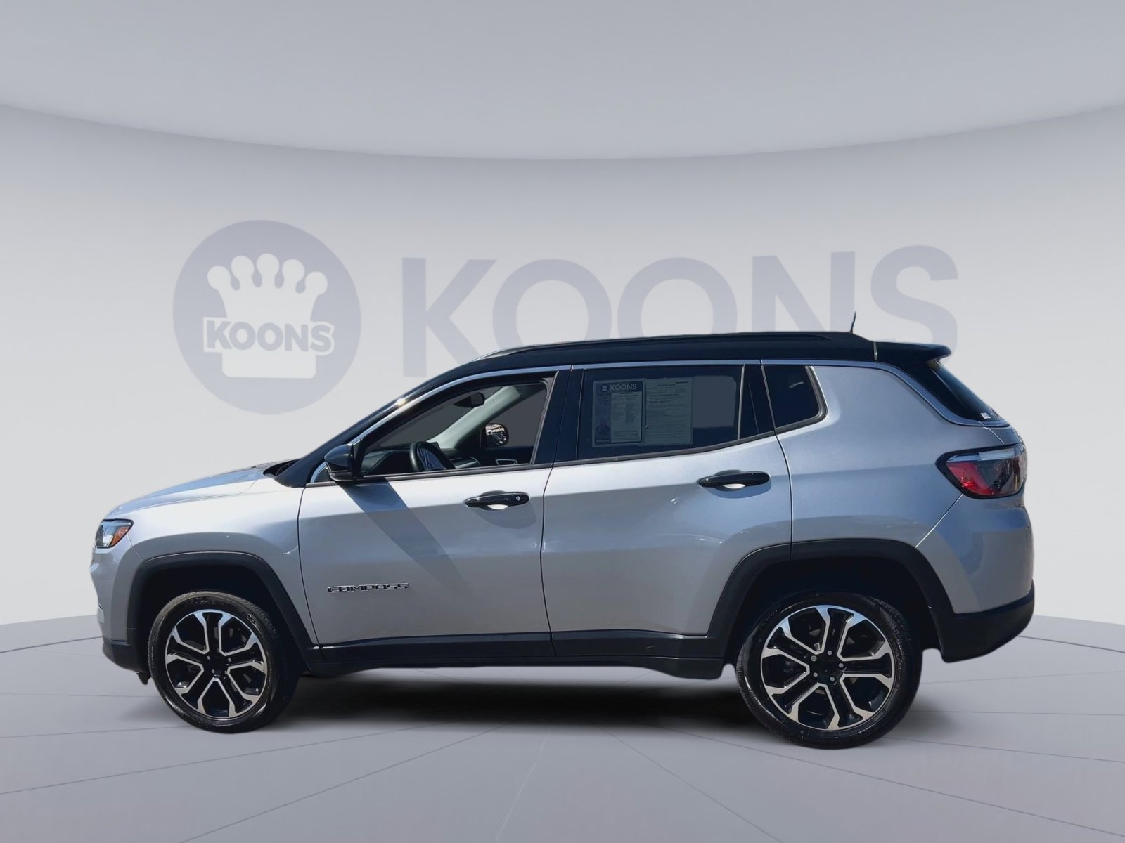 Used 2022 Jeep Compass Limited AWD/4WD image 8