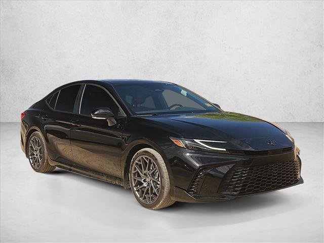 Used 2025 Toyota Camry XSE FWD image 3