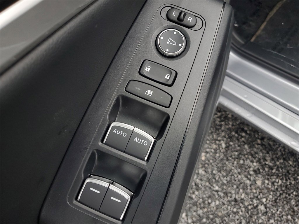 New 2026 Acura Integra Base image 17