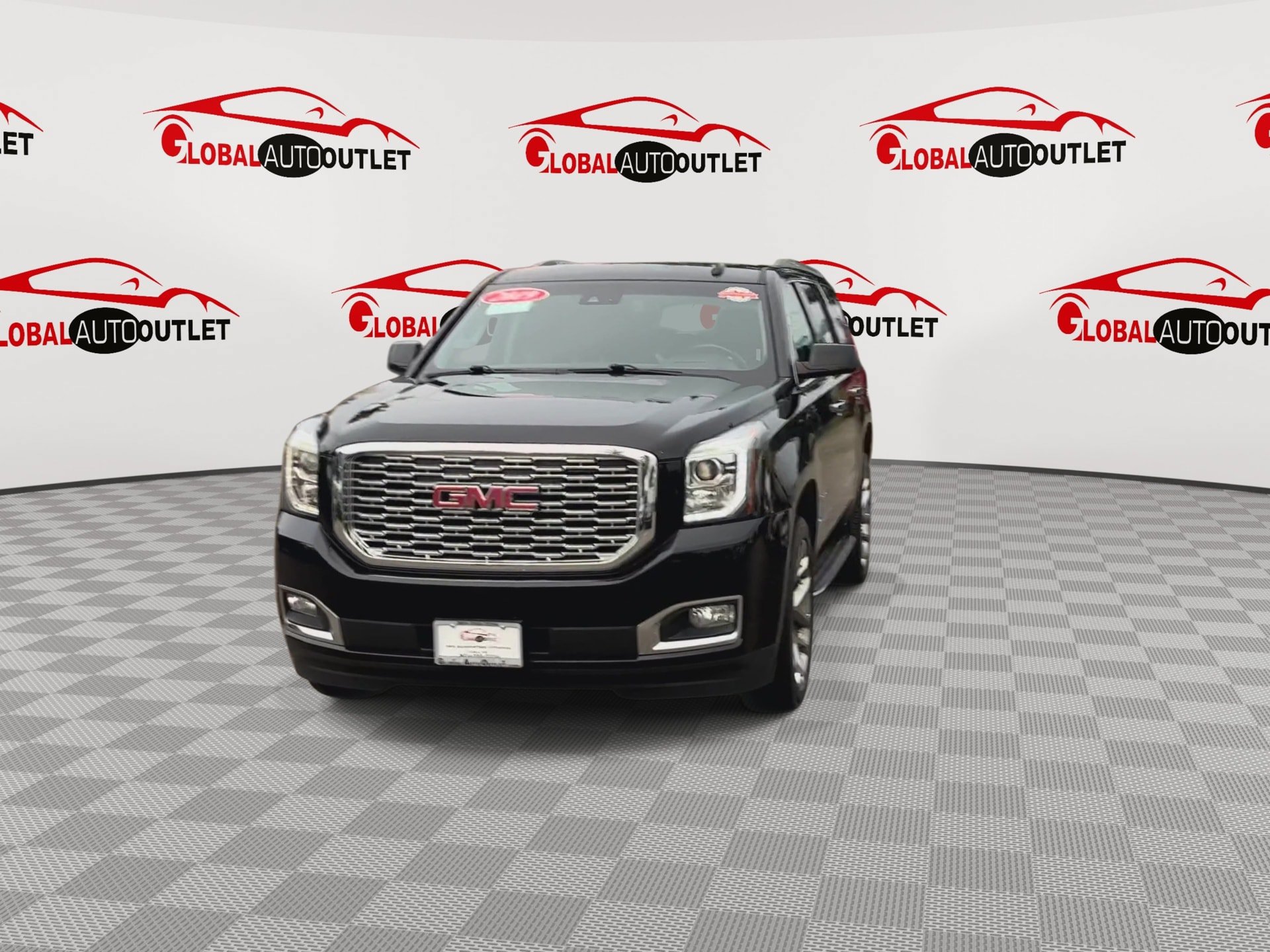 Used 2019 GMC Yukon Denali w/ Open Road Package AWD/4WD image 3