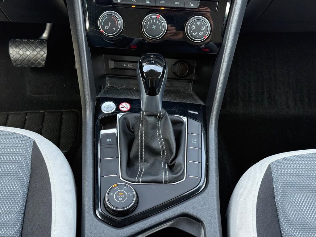 Certified 2025 Volkswagen Taos S image 13