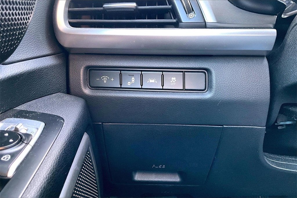 Used 2020 Kia Telluride LX image 35