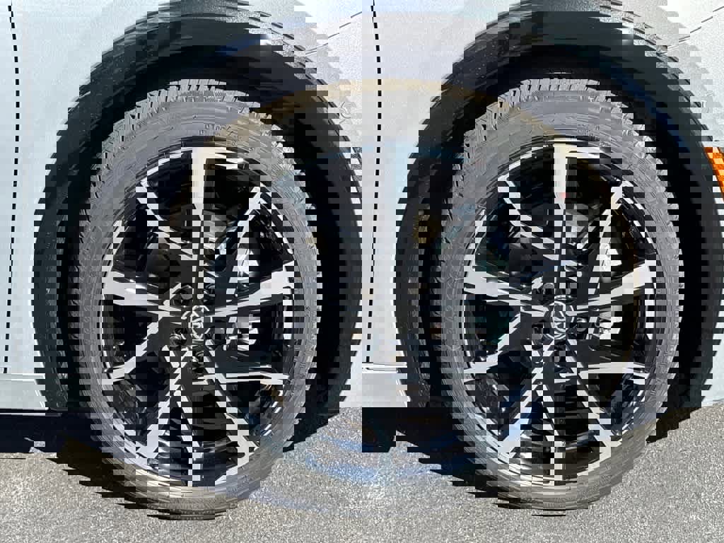 New 2026 Toyota Prius Plug-In Hybrid image 32