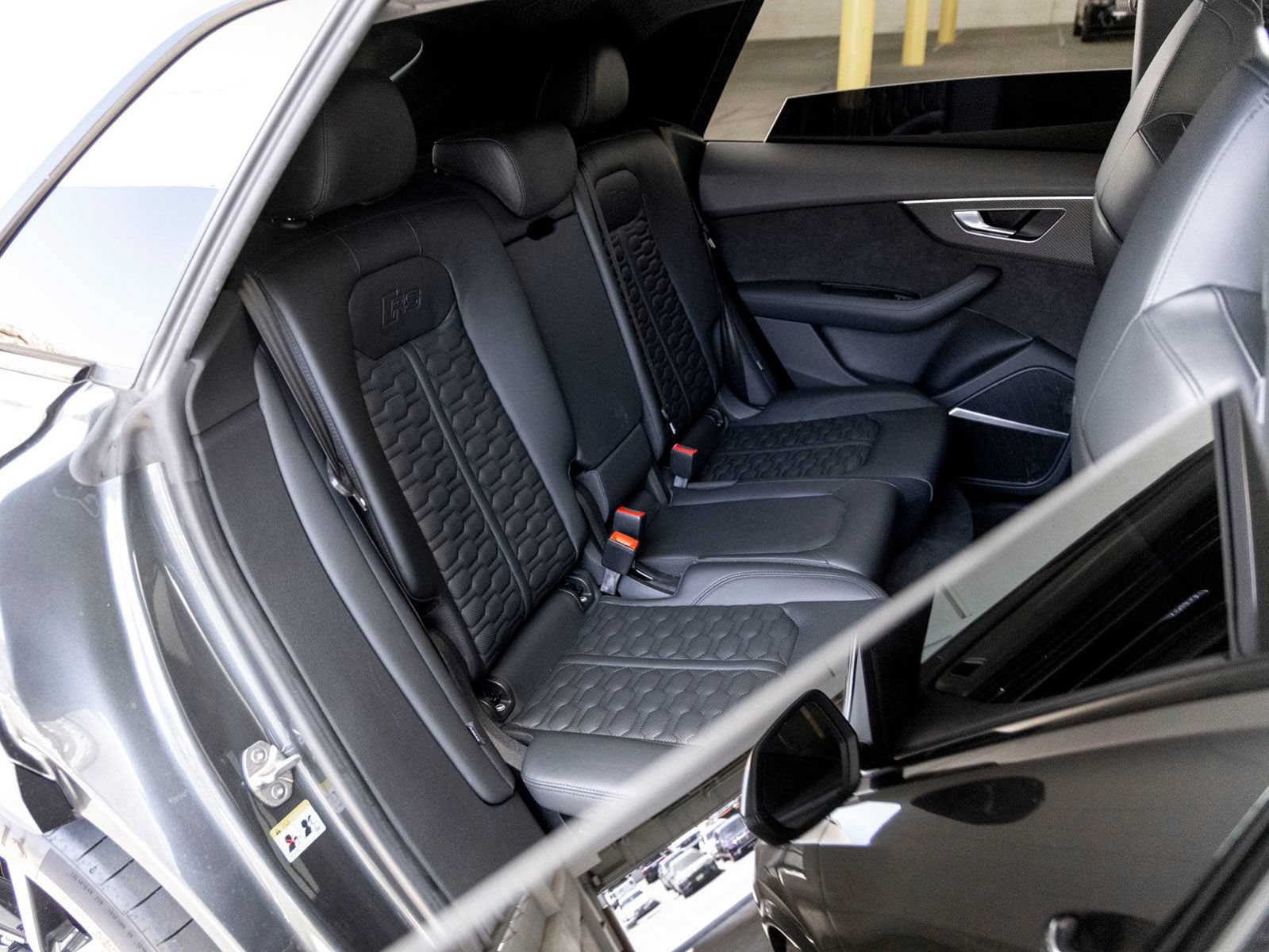 Used 2022 Audi RS Q8 AWD/4WD image 22