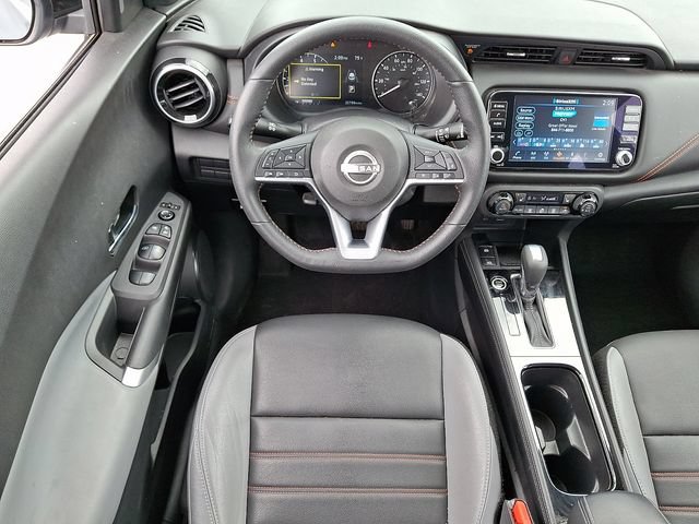 Used 2023 Nissan Kicks SR w/ SR Premium Package FWD image 13