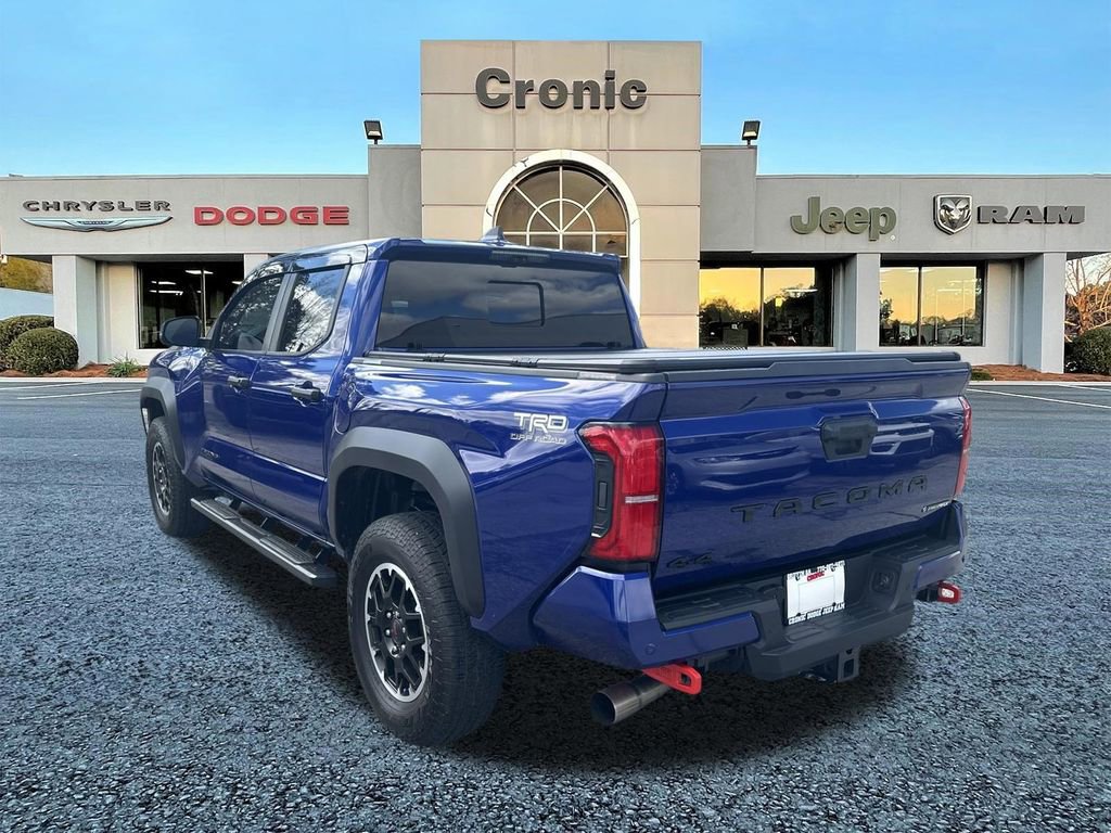 Used 2025 Toyota Tacoma TRD Off-Road w/ TRD Off Road Premium Package AWD/4WD image 5