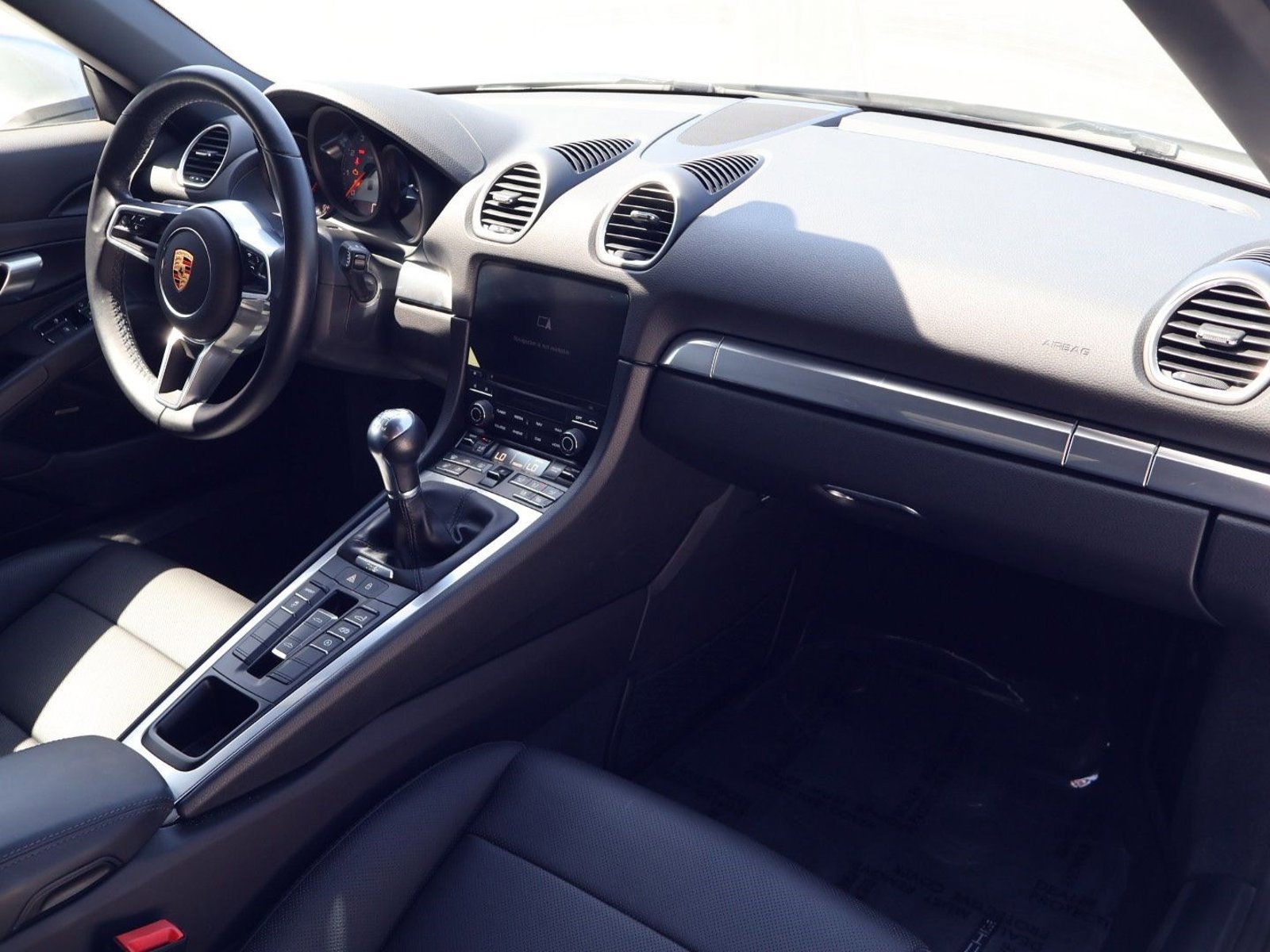 Certified 2022 Porsche 718 Boxster S RWD image 23