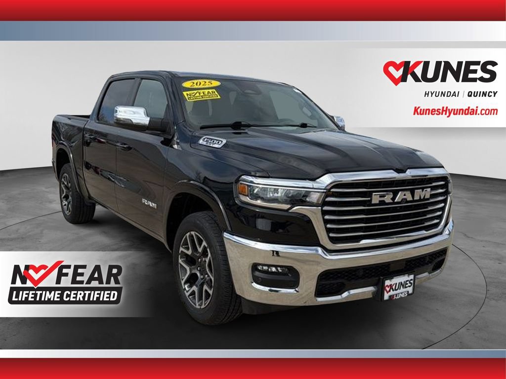 Used 2025 RAM 1500 Laramie AWD/4WD image 1