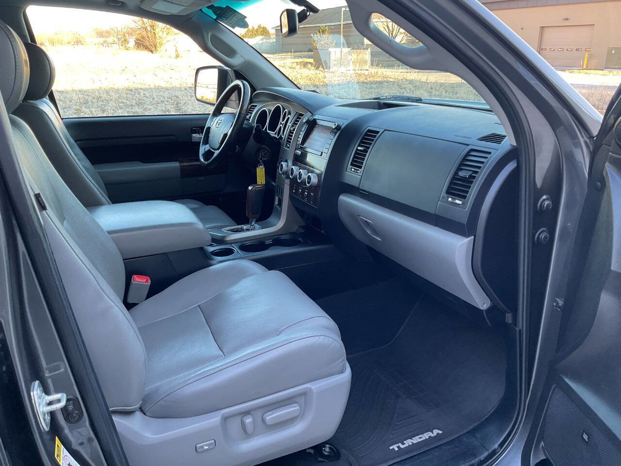 Used 2013 Toyota Tundra Platinum image 44