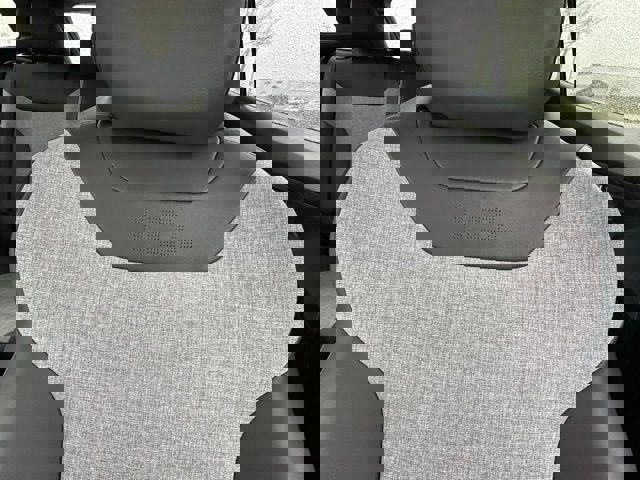 New 2025 Volkswagen ID.4 Pro image 25