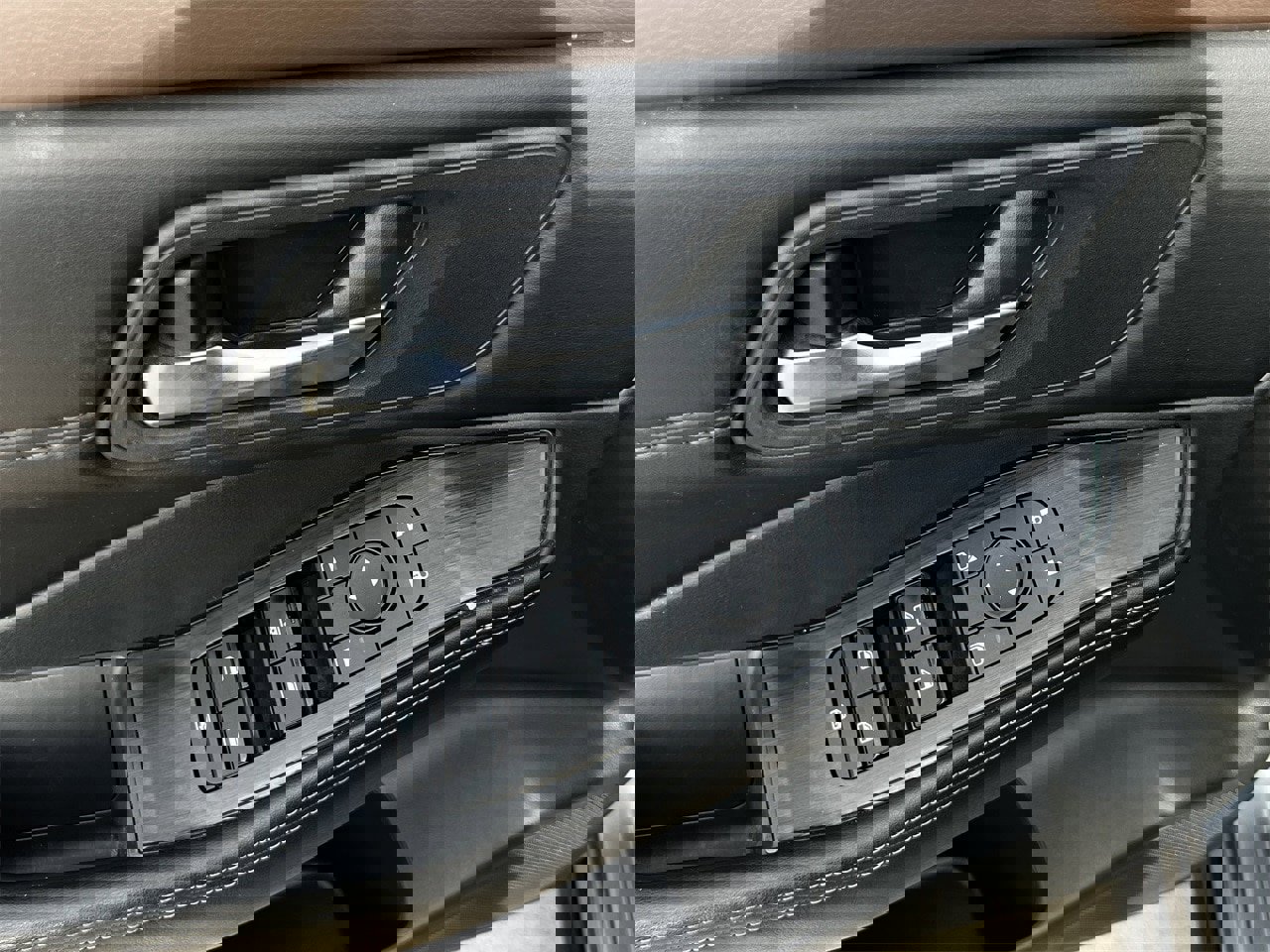 Certified 2023 Nissan Rogue SV w/ SV Premium B Package image 22