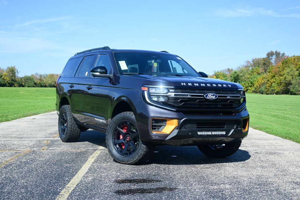 New 2027 Ford Expedition Tremor w/ Driver's Package AWD/4WD image 2