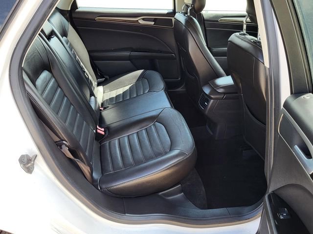 Used 2013 Ford Fusion SE image 28