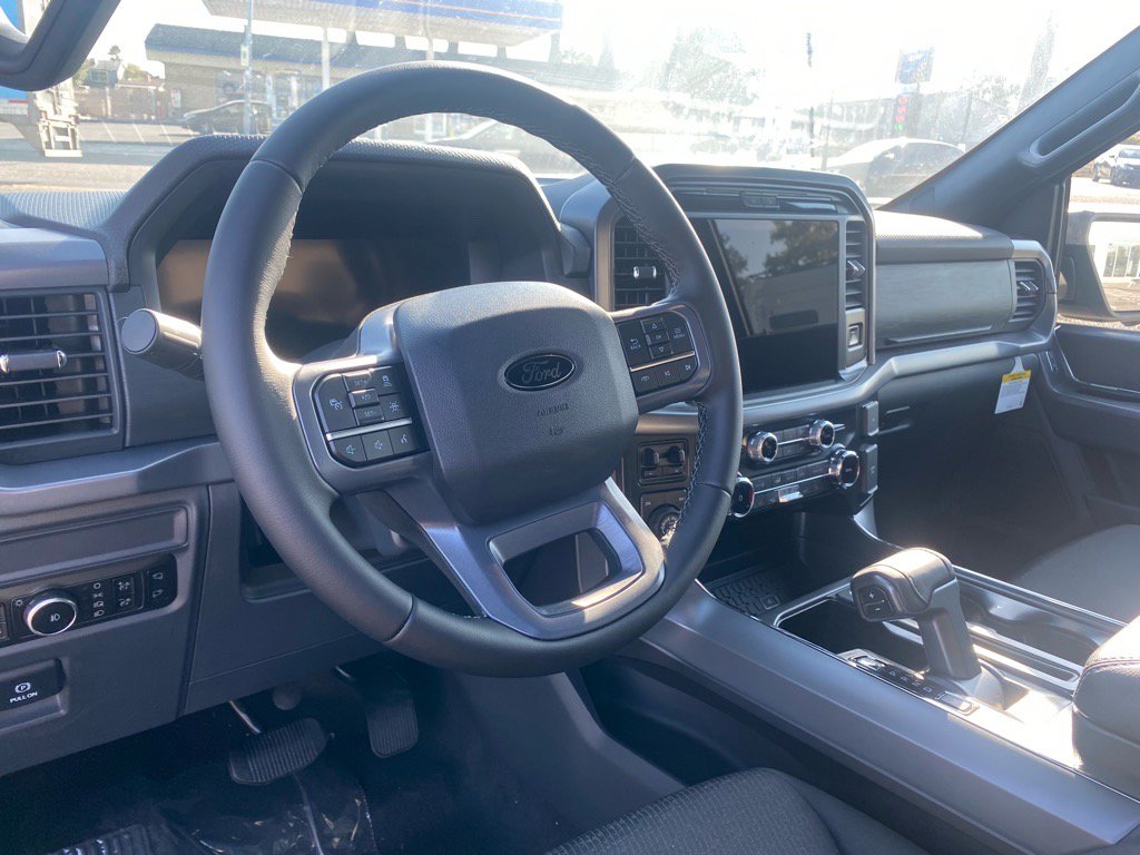 New 2025 Ford F150 XLT w/ Equipment Group 302A MID image 20