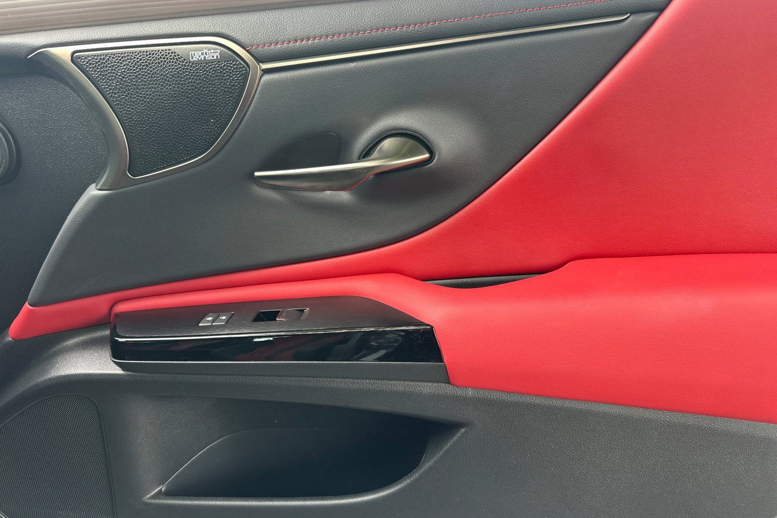 Certified 2022 Lexus ES 350 F Sport image 21