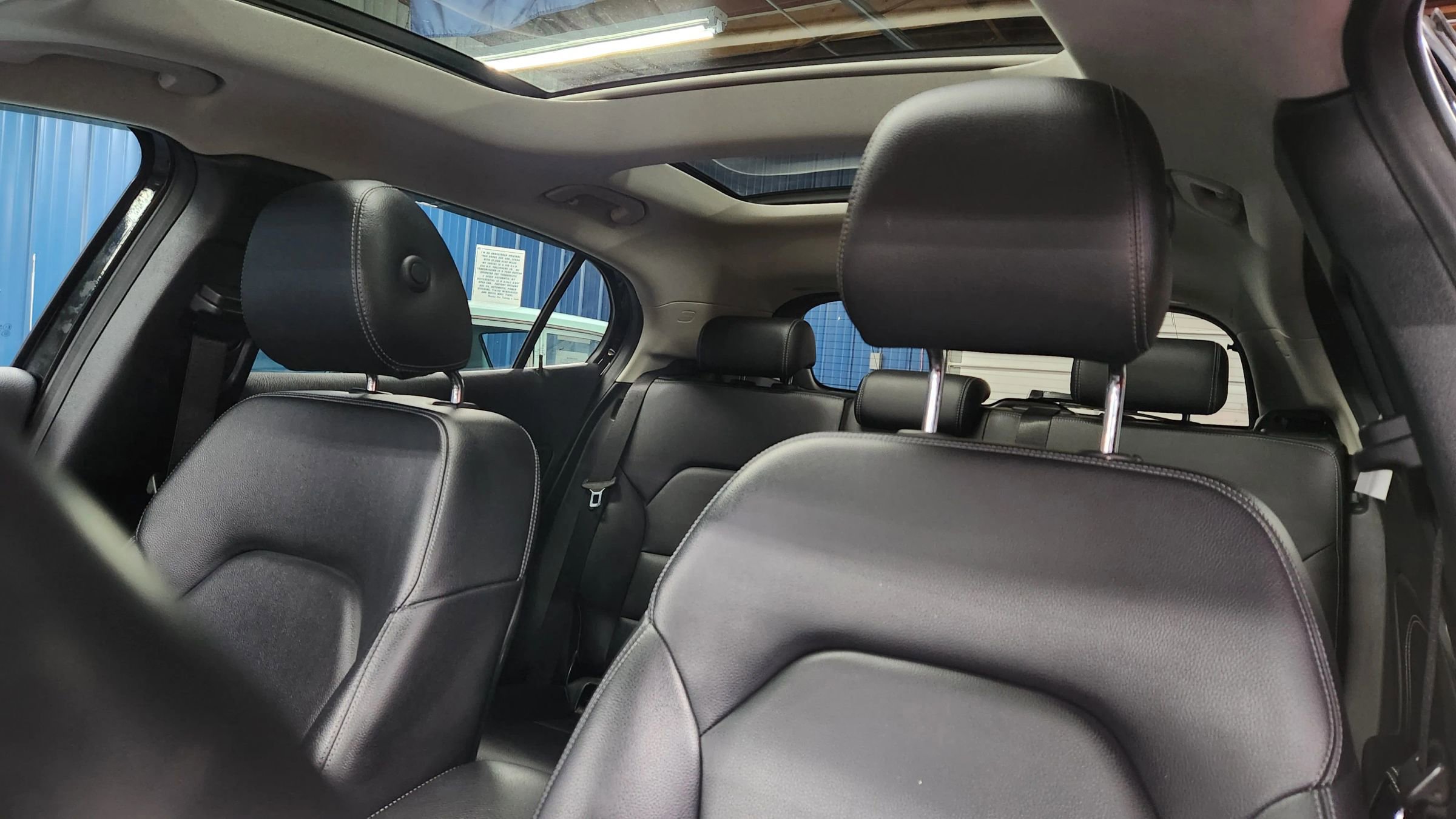 Used 2015 Mercedes-Benz GLA 250 4MATIC image 9