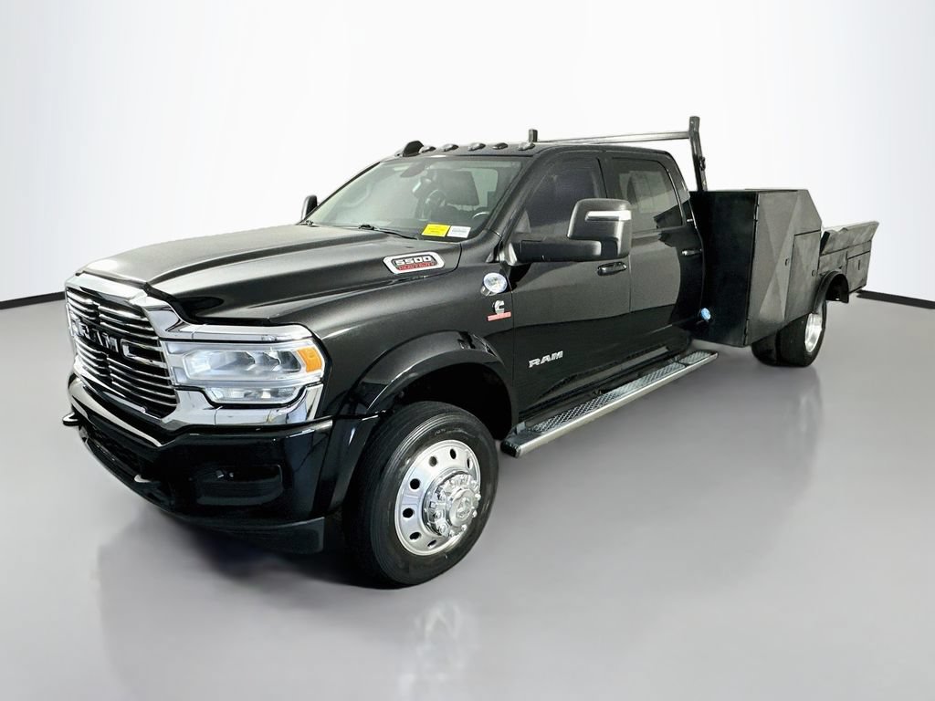 Used 2023 RAM 5500 Laramie AWD/4WD image 3