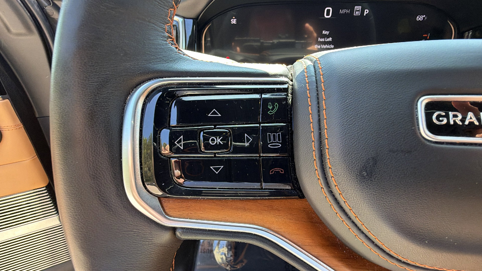 Used 2024 Jeep Grand Wagoneer L Series III w/ Rear Seat Video Group 1 image 32