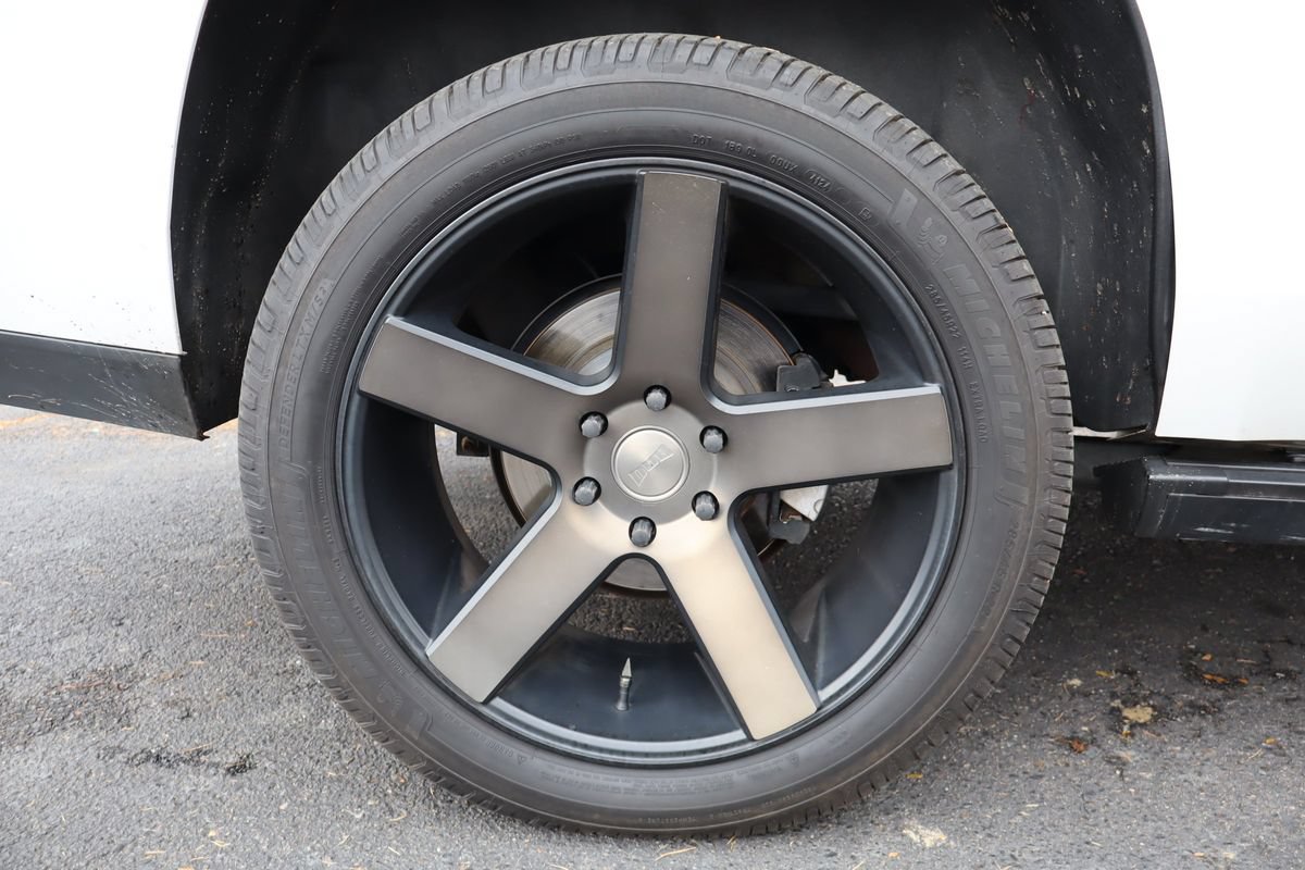 Used 2016 Cadillac Escalade Premium AWD/4WD image 45