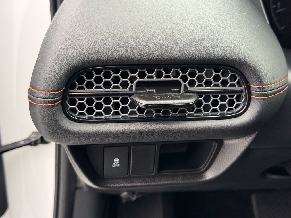 Certified 2026 Honda HR-V Sport image 24