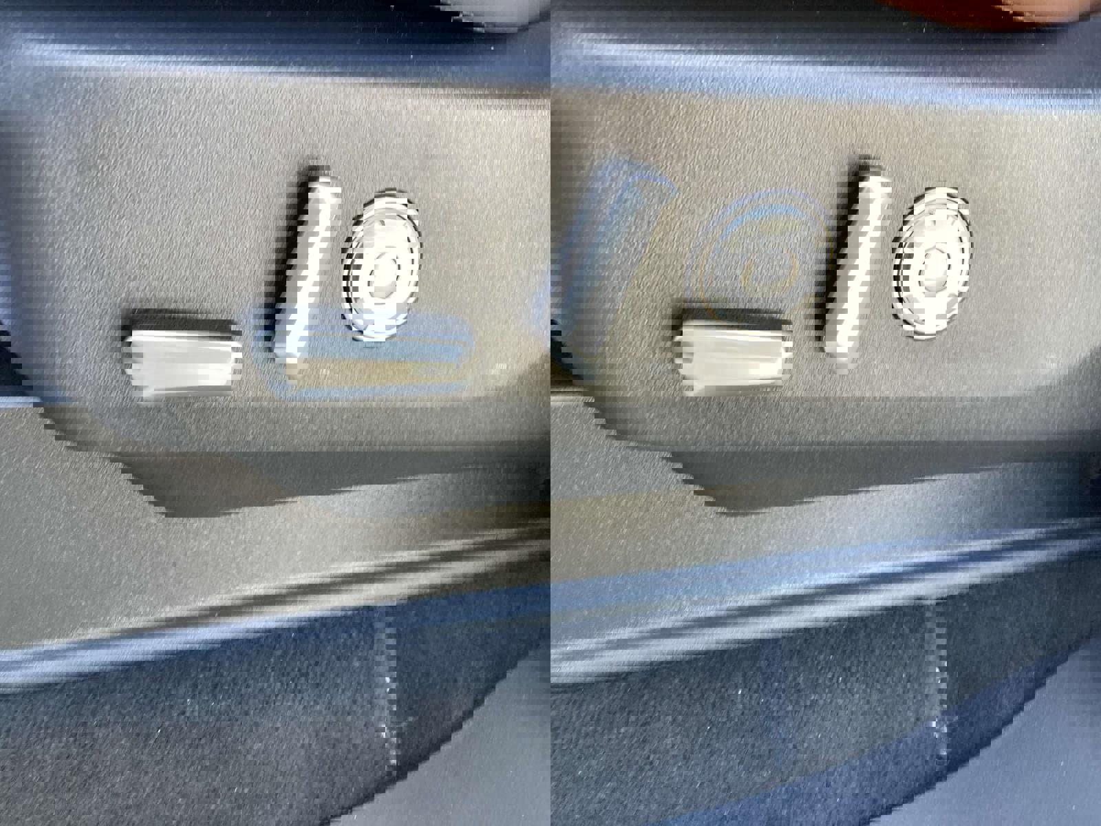 New 2025 Lincoln Navigator L Reserve image 23