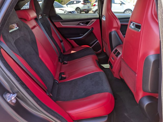Used 2021 Jaguar F-PACE SVR image 21