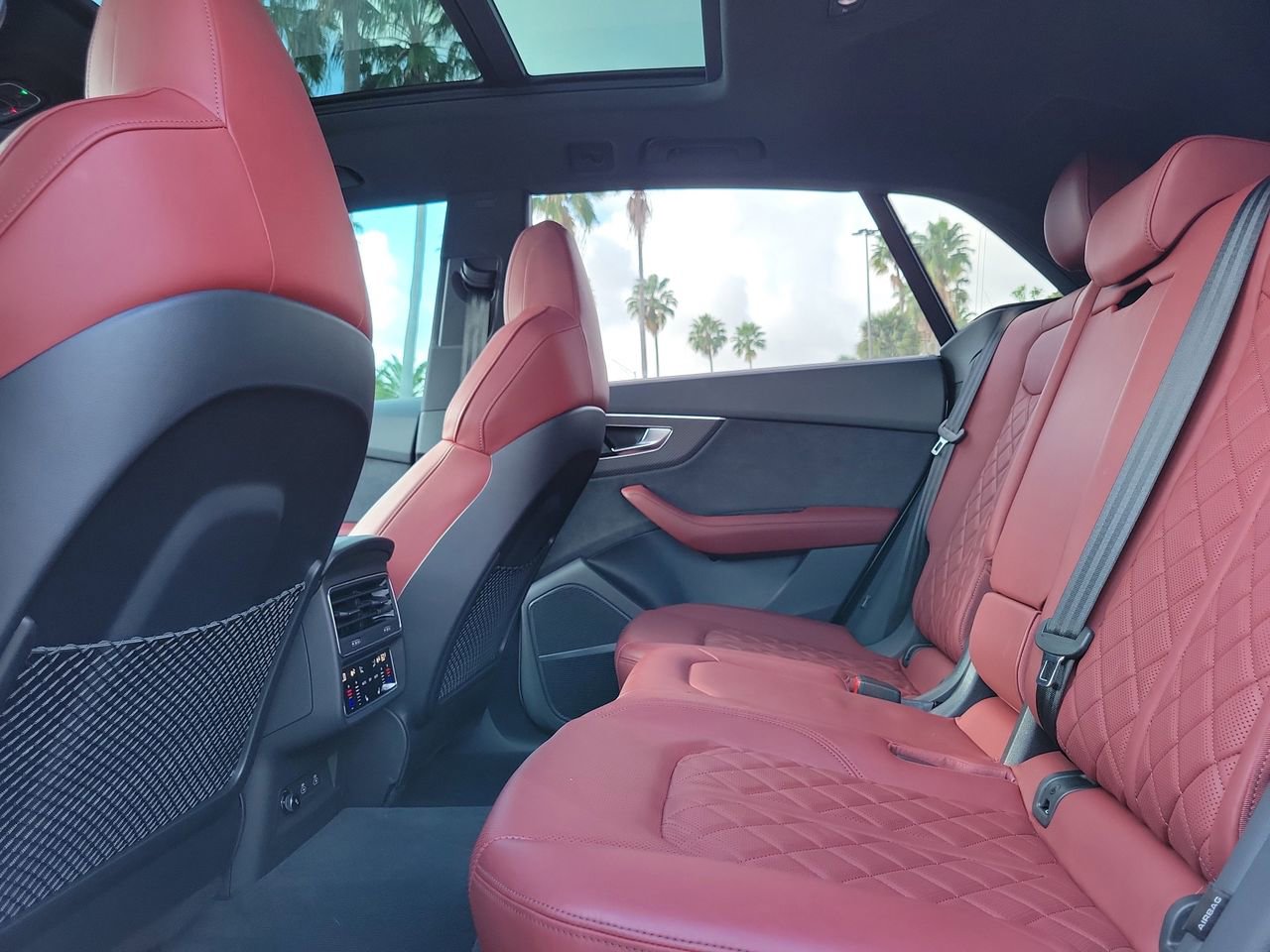 Used 2025 Audi SQ8 Premium Plus w/ 23" Wheel Package image 14