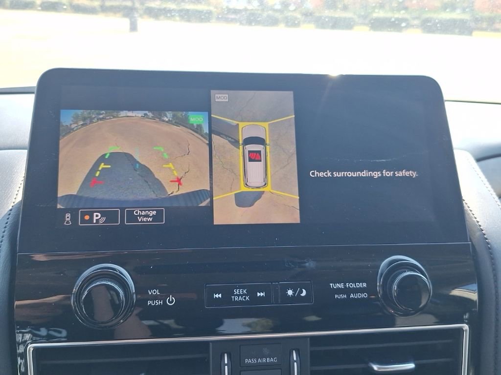 Used 2023 Nissan Armada SL image 42