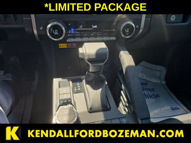 Used 2024 Toyota Tacoma Limited w/ Limited Package (LT) AWD/4WD image 11