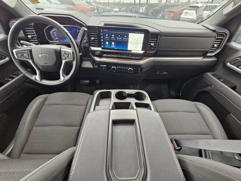 Certified 2026 Chevrolet Silverado 1500 RST AWD/4WD image 9