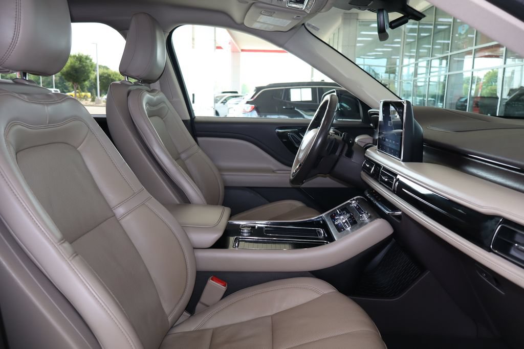 Used 2021 Lincoln Aviator Reserve w/ Equipment Group 201A RWD image 47