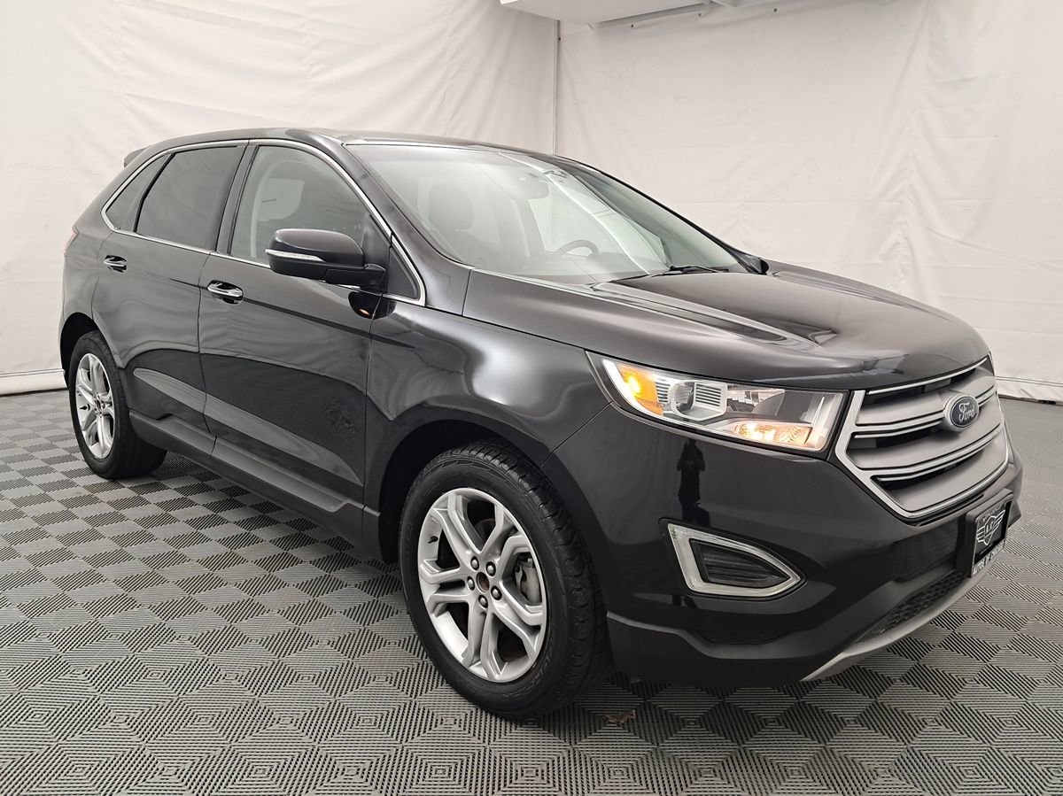 Used 2017 Ford Edge Titanium FWD image 3