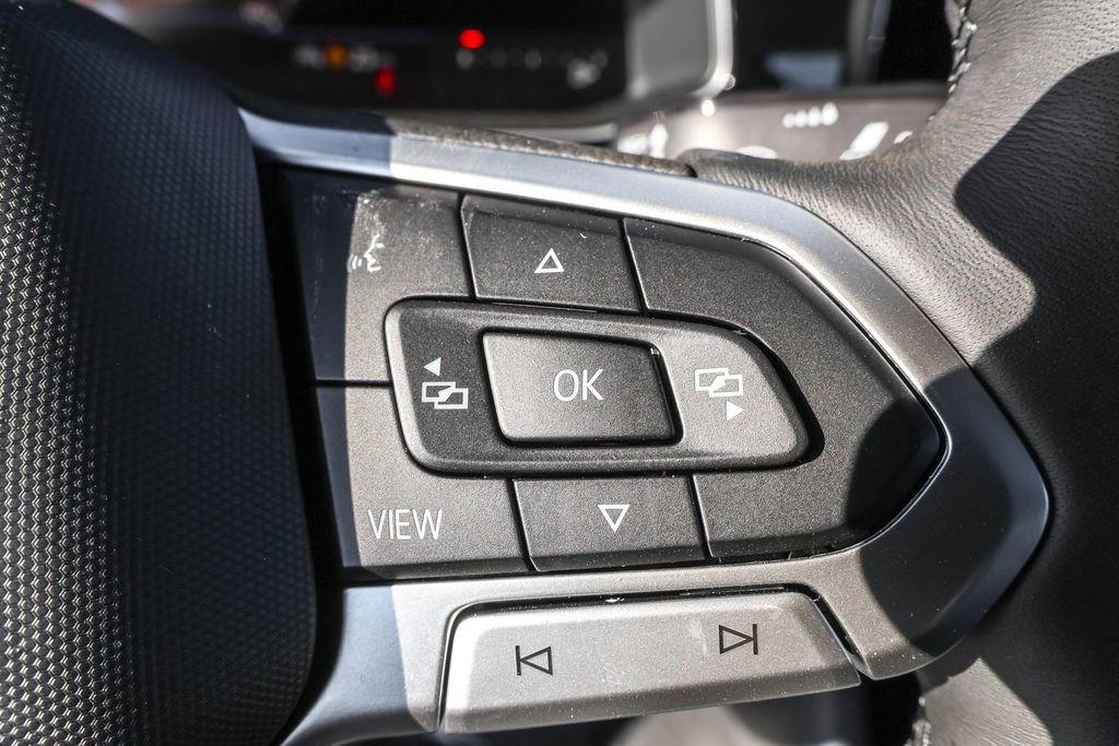 New 2026 Volkswagen Jetta SE FWD image 28