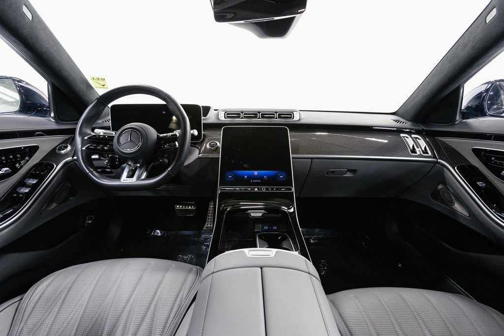 Used 2025 Mercedes-Benz S 63 AMG S image 26