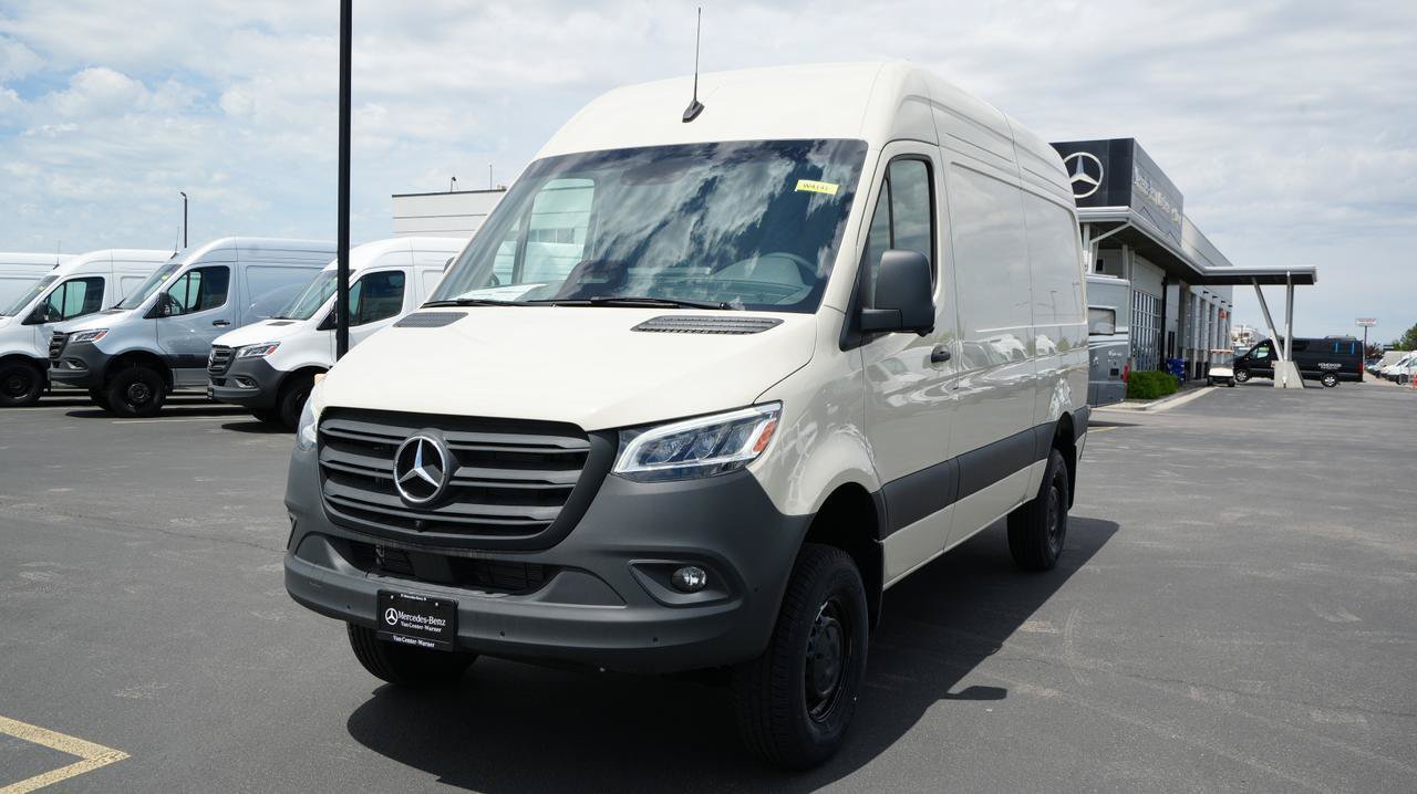 New 2026 Mercedes-Benz Sprinter 2500 image 1