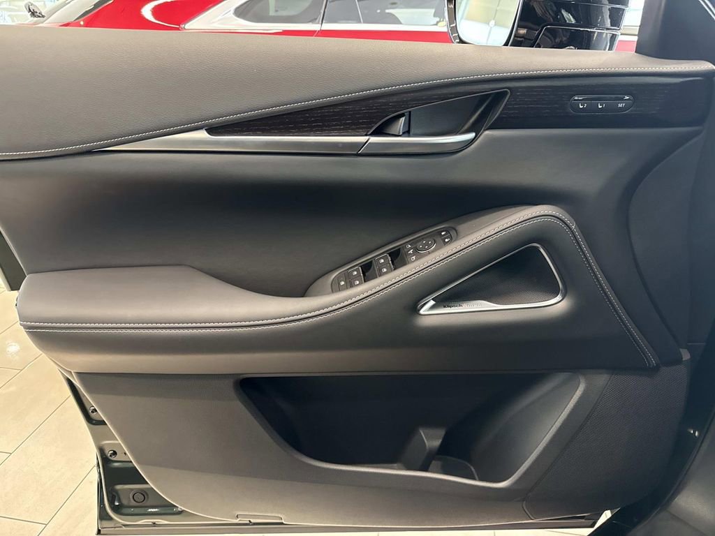 New 2026 INFINITI QX60 Autograph w/ Dark Cargo Package image 7