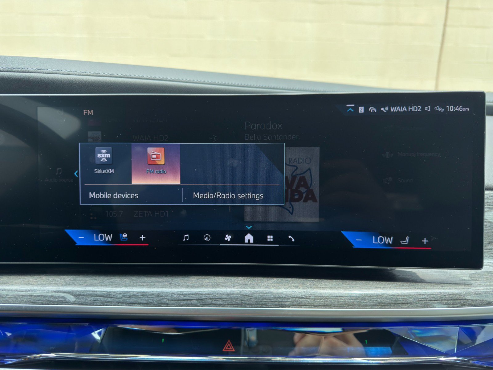 Used 2023 BMW i7 xDrive60 AWD/4WD image 29
