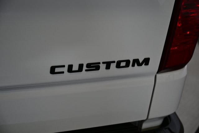 Used 2025 Chevrolet Silverado 1500 Custom w/ Turbomax Blackout Package AWD/4WD image 13