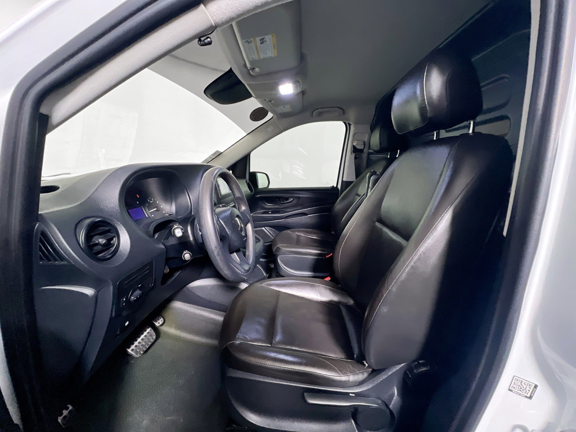 Used 2020 Mercedes-Benz Metris image 14