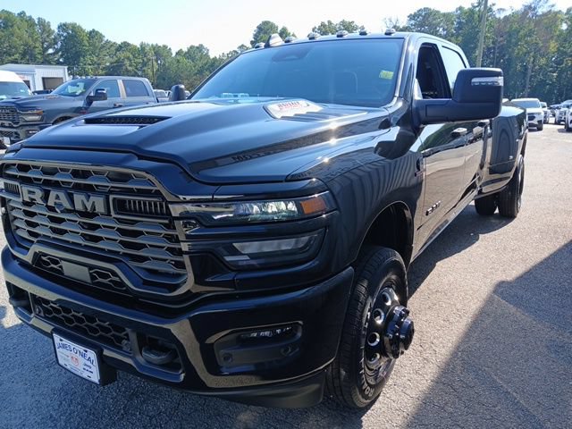 New 2026 RAM 3500 Big Horn AWD/4WD image 12