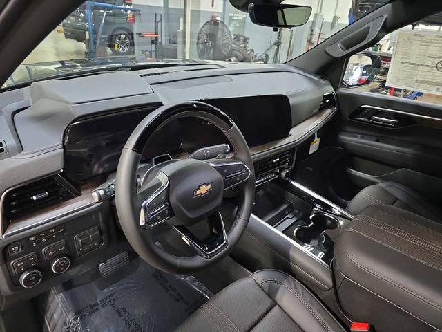 New 2026 Chevrolet Suburban High Country w/ LPO, Illumination Package image 18