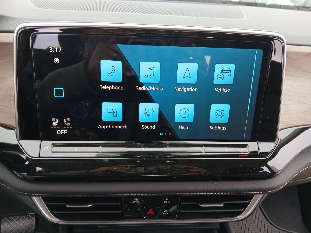 New 2026 Volkswagen Atlas SE FWD image 13
