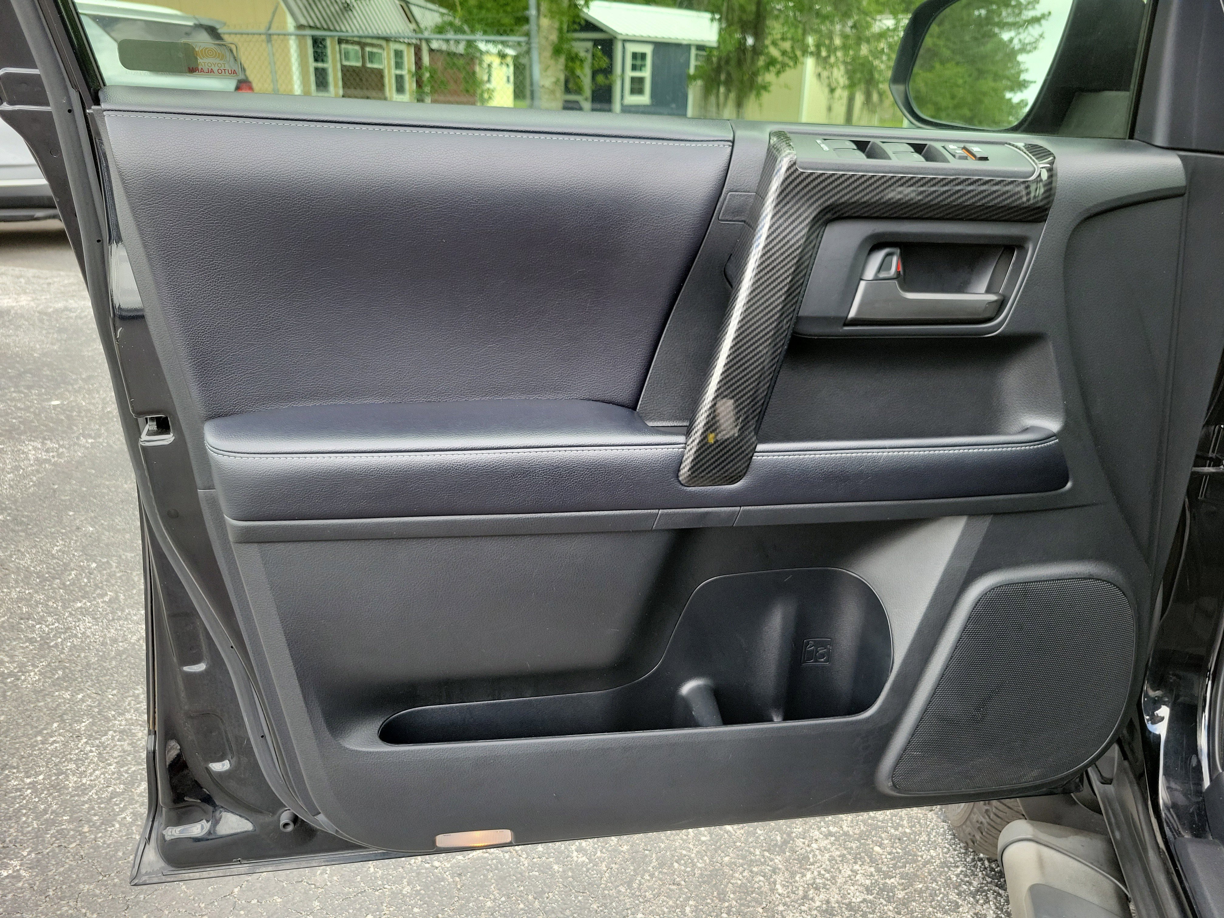 Used 2019 Toyota 4Runner SR5 AWD/4WD image 16