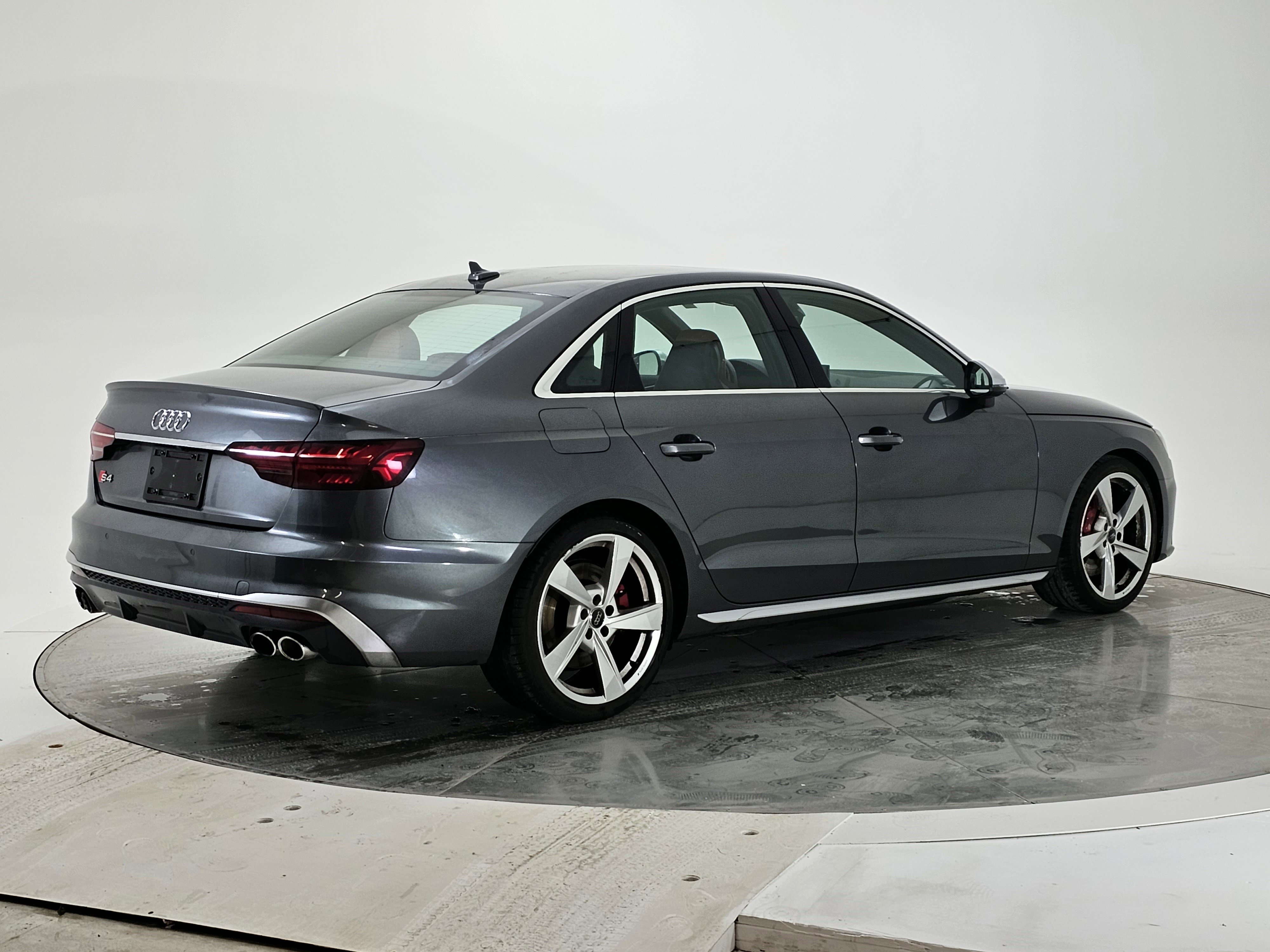 Used 2020 Audi S4 Premium Plus image 3
