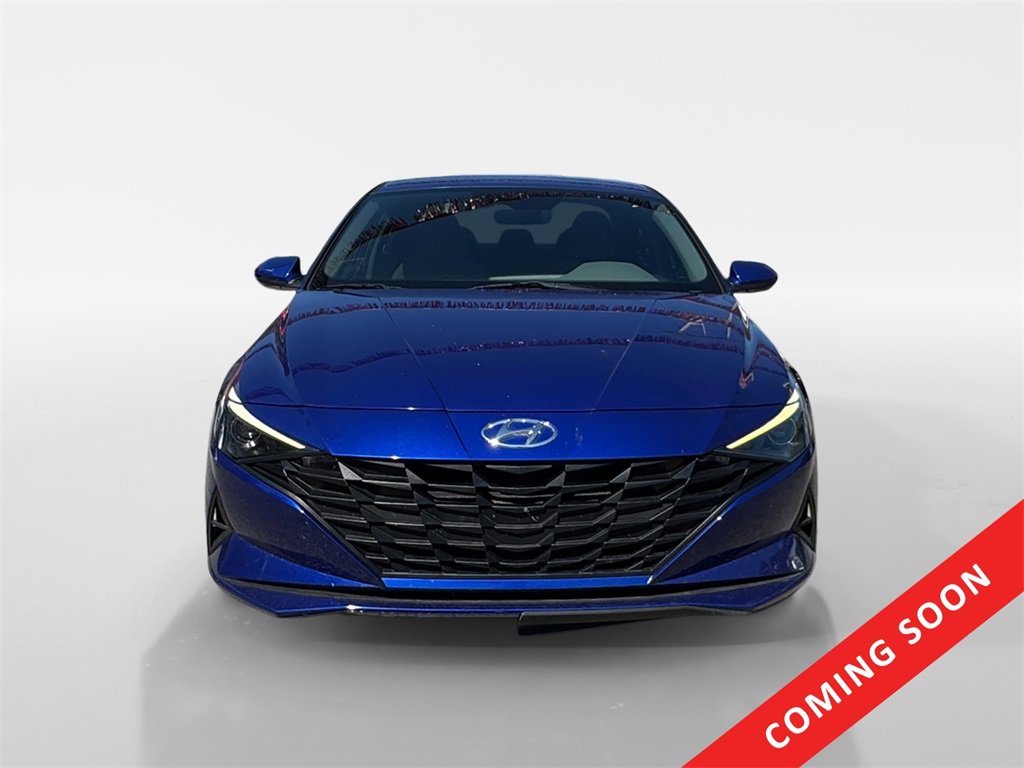 Used 2022 Hyundai Elantra SEL image 2