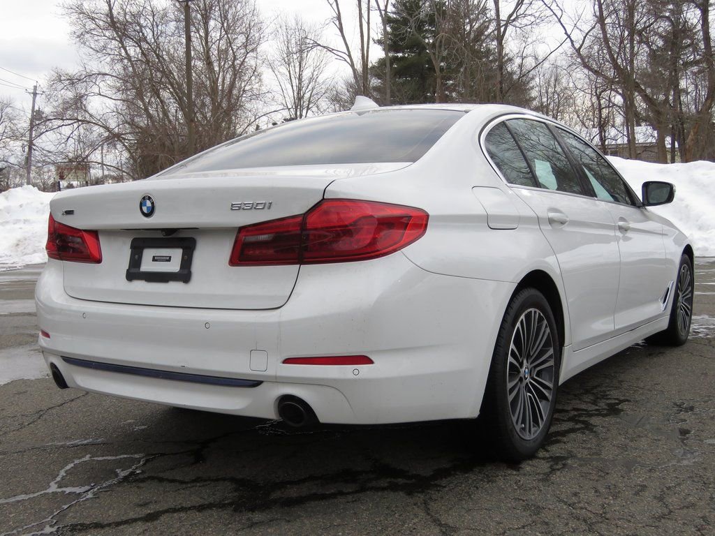 Used 2020 BMW 530i xDrive w/ Convenience Package image 4