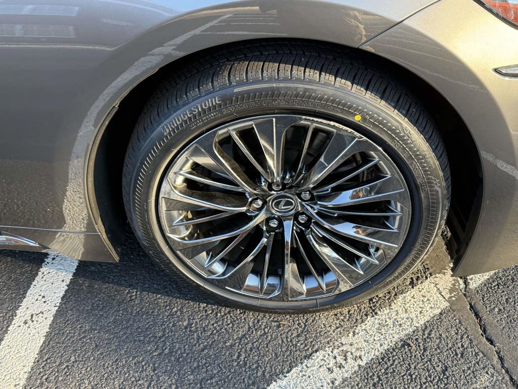 Used 2018 Lexus LS 500 AWD image 7