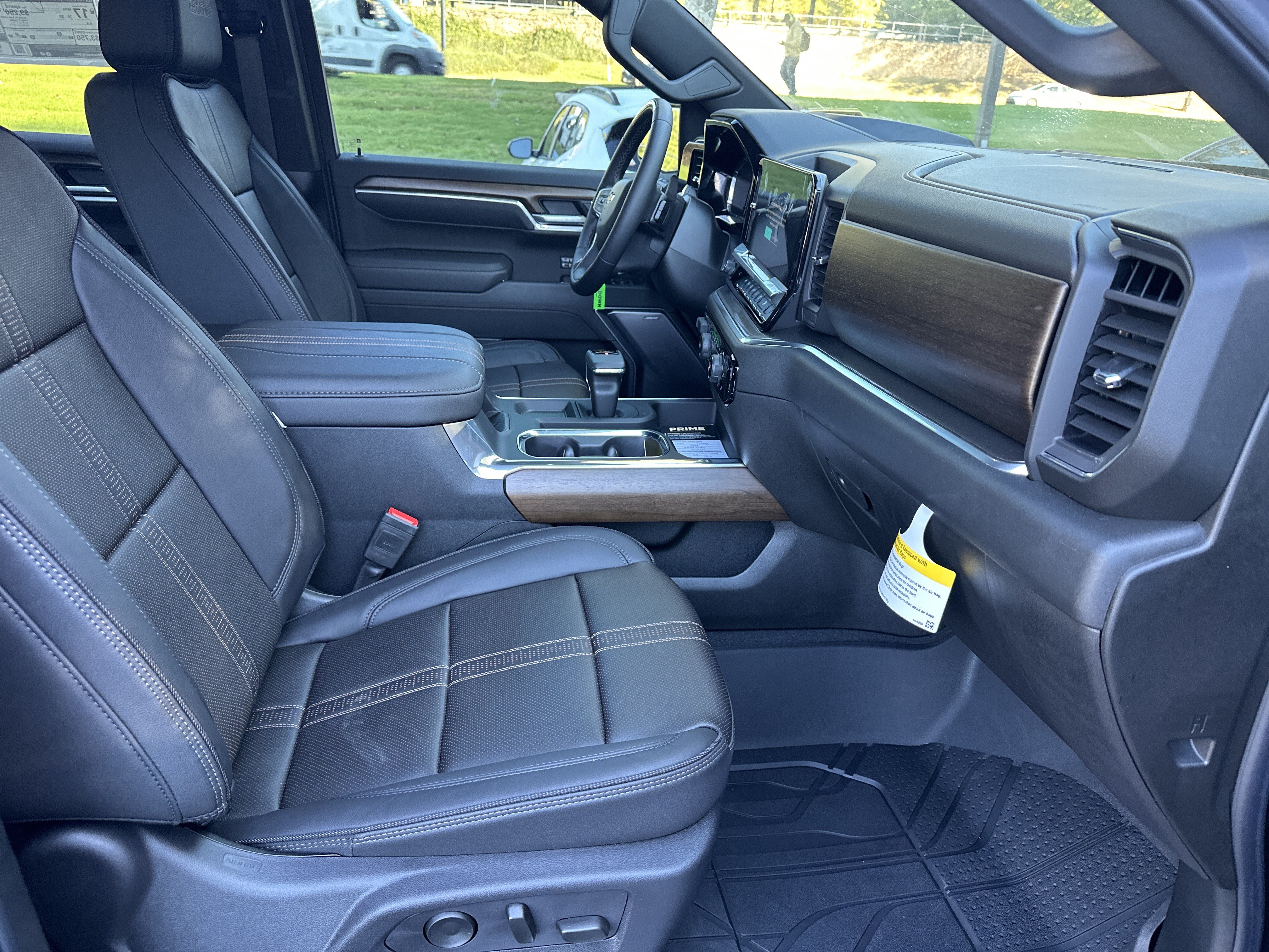 New 2025 Chevrolet Silverado 1500 High Country AWD/4WD image 12