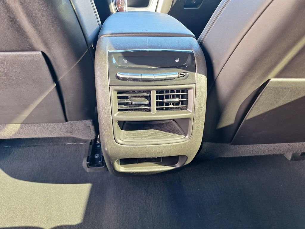 Used 2023 Cadillac XT5 Premium Luxury image 11