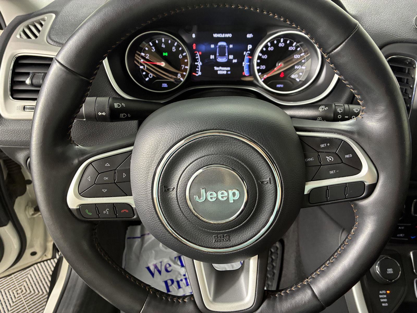 Used 2018 Jeep Compass Latitude w/ Popular Equipment Group AWD/4WD image 13